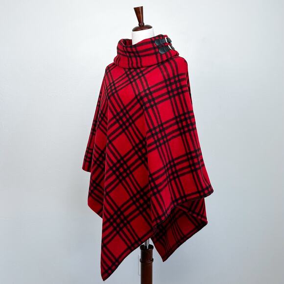 Le Moda Red Plaid Fleece Buckle Turtleneck Poncho NWT - Picture 8 of 8